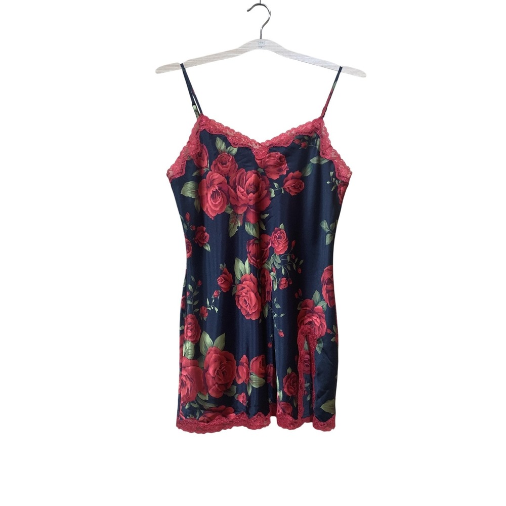 Victoria's Secret Chemise Women's Small‎ Red Floral Lace Satin Slip Nightgown